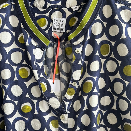 Bluse ,Navy white Dots, Emily van den Bergh